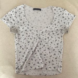 Brandy Melville crop top